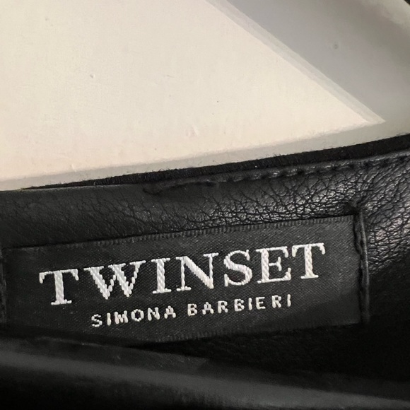 Twin Set women’s black short sleeve dress with leather bottom. Size M - Picture 4 of 4